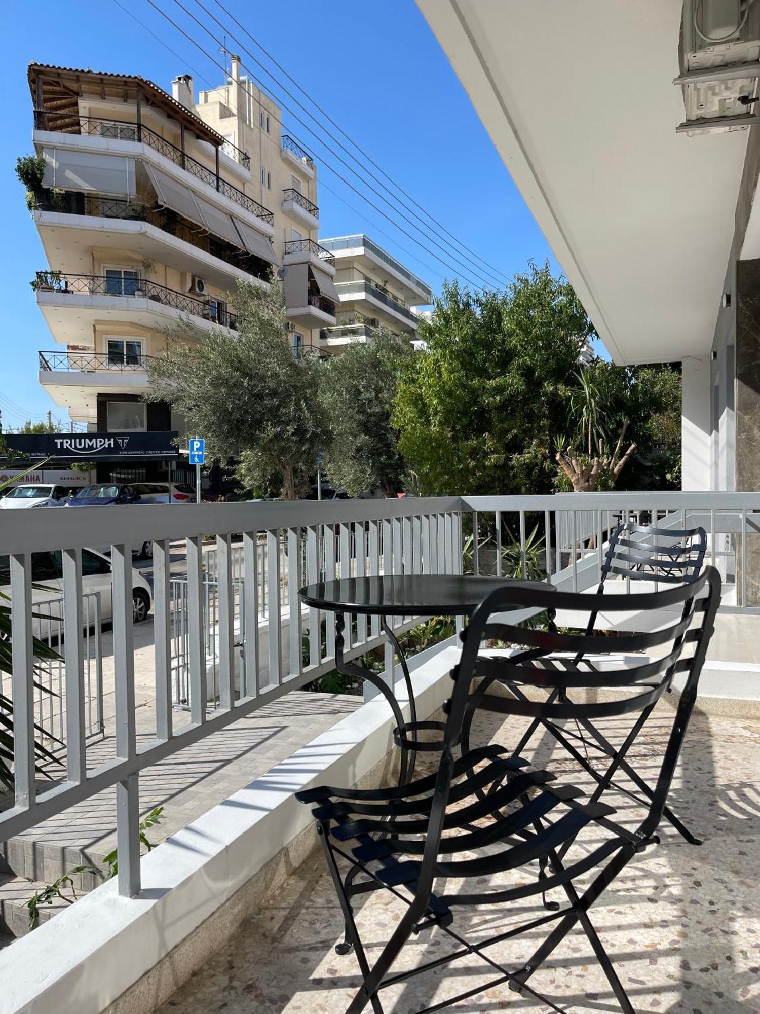 Athenean Bnb Seaside Serenity Steps From The Riviera المظهر الخارجي الصورة