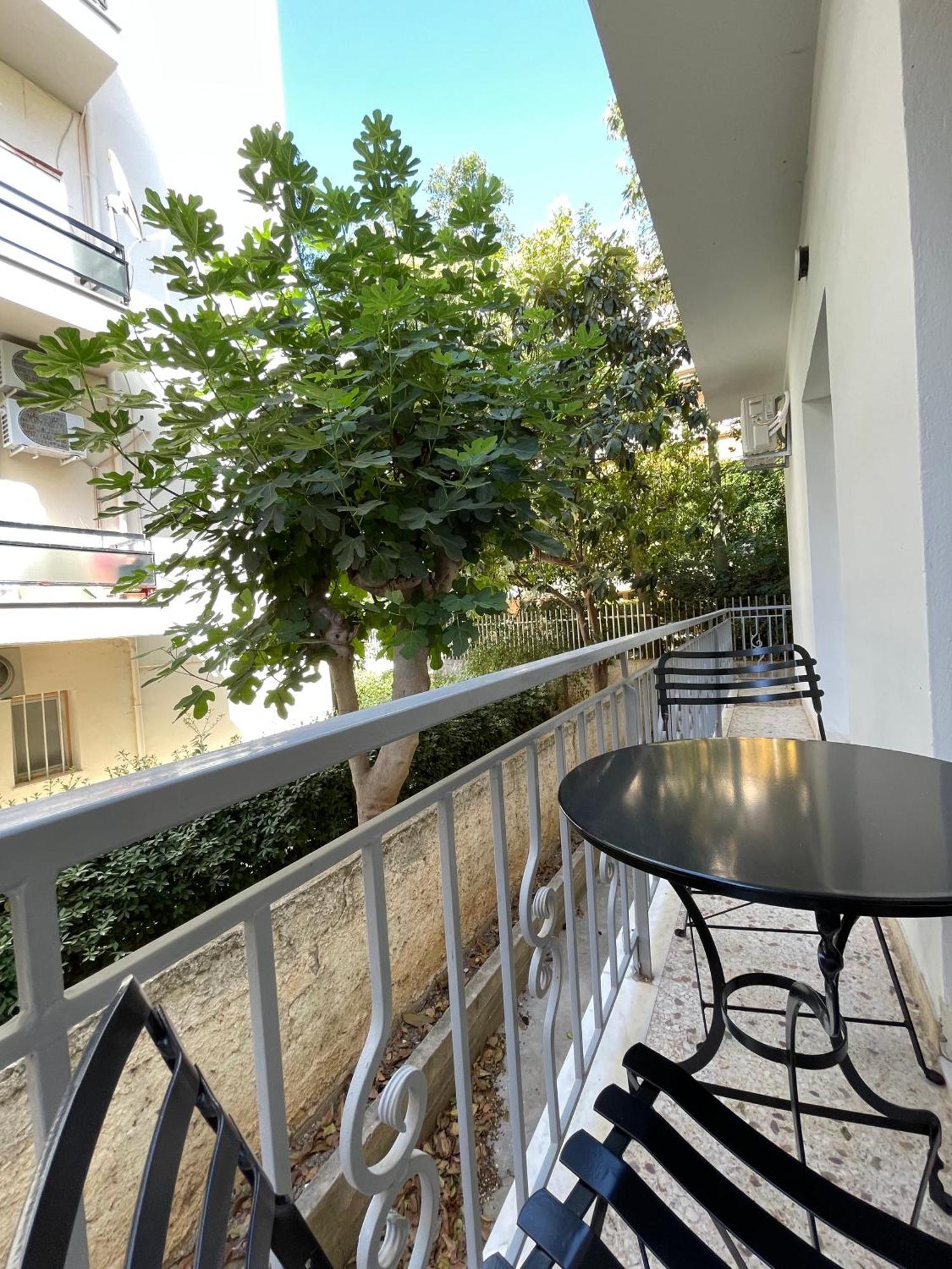 Athenean Bnb Seaside Serenity Steps From The Riviera المظهر الخارجي الصورة