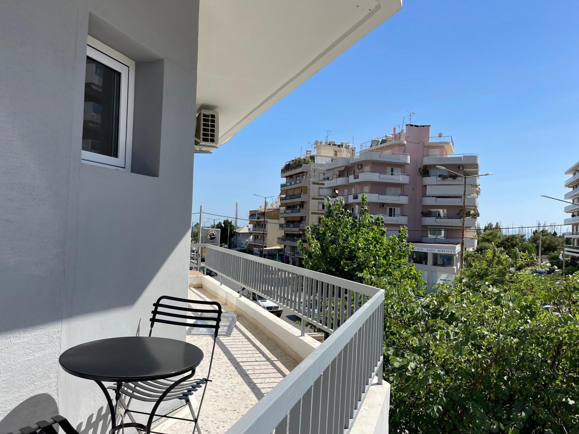 Athenean Bnb Seaside Serenity Steps From The Riviera المظهر الخارجي الصورة